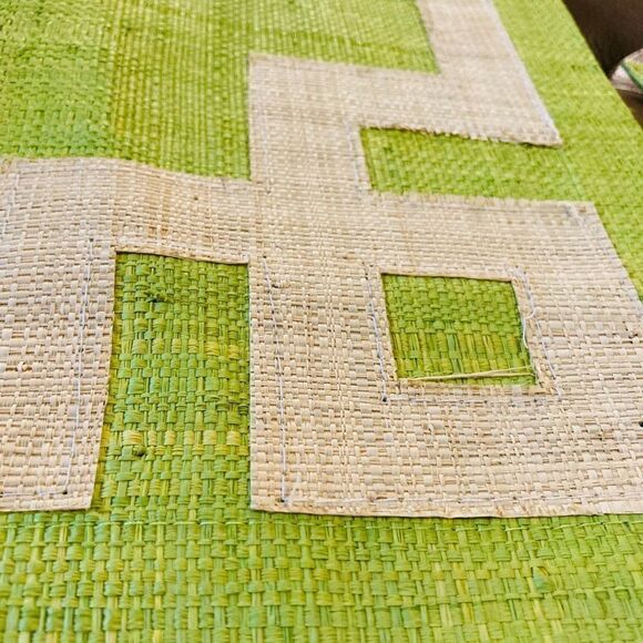 Pomegranate Square Green Rice Paper Placemats 13.5” Square - Picture 4 of 9